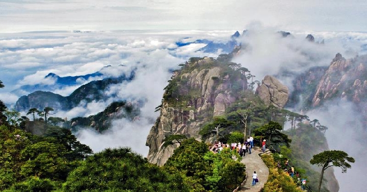 山外有山三清山――三
