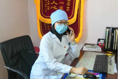 对于返岗复工，首先应学会‘两个接纳’：对工作的接纳和对自己情绪的接纳。