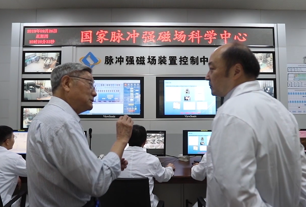 坚持走‘综合性、高水平、强特色’的学科发展之路